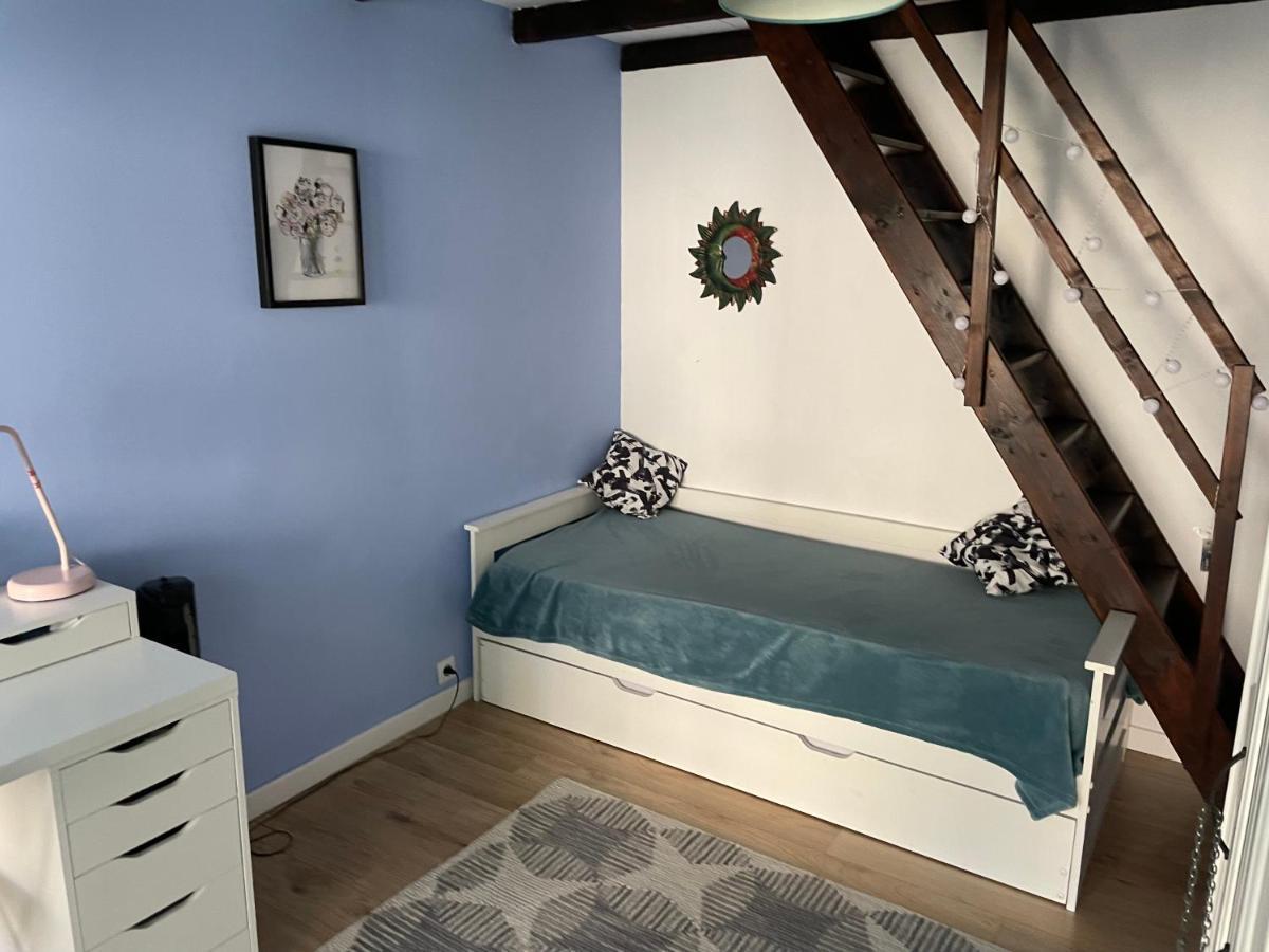 Maison Avec Jardin Крест Екстериор снимка